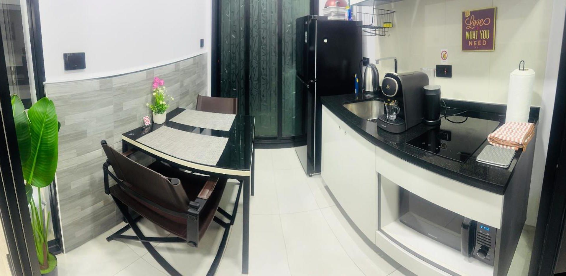 Base Perfect Spot Seaview 23 Floor อพาร์ทเม้น