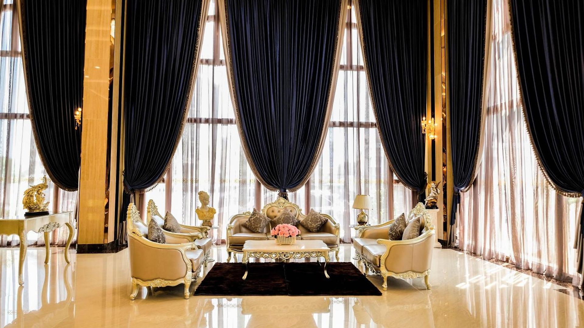 Lk Grand Empire 5* Pattaya