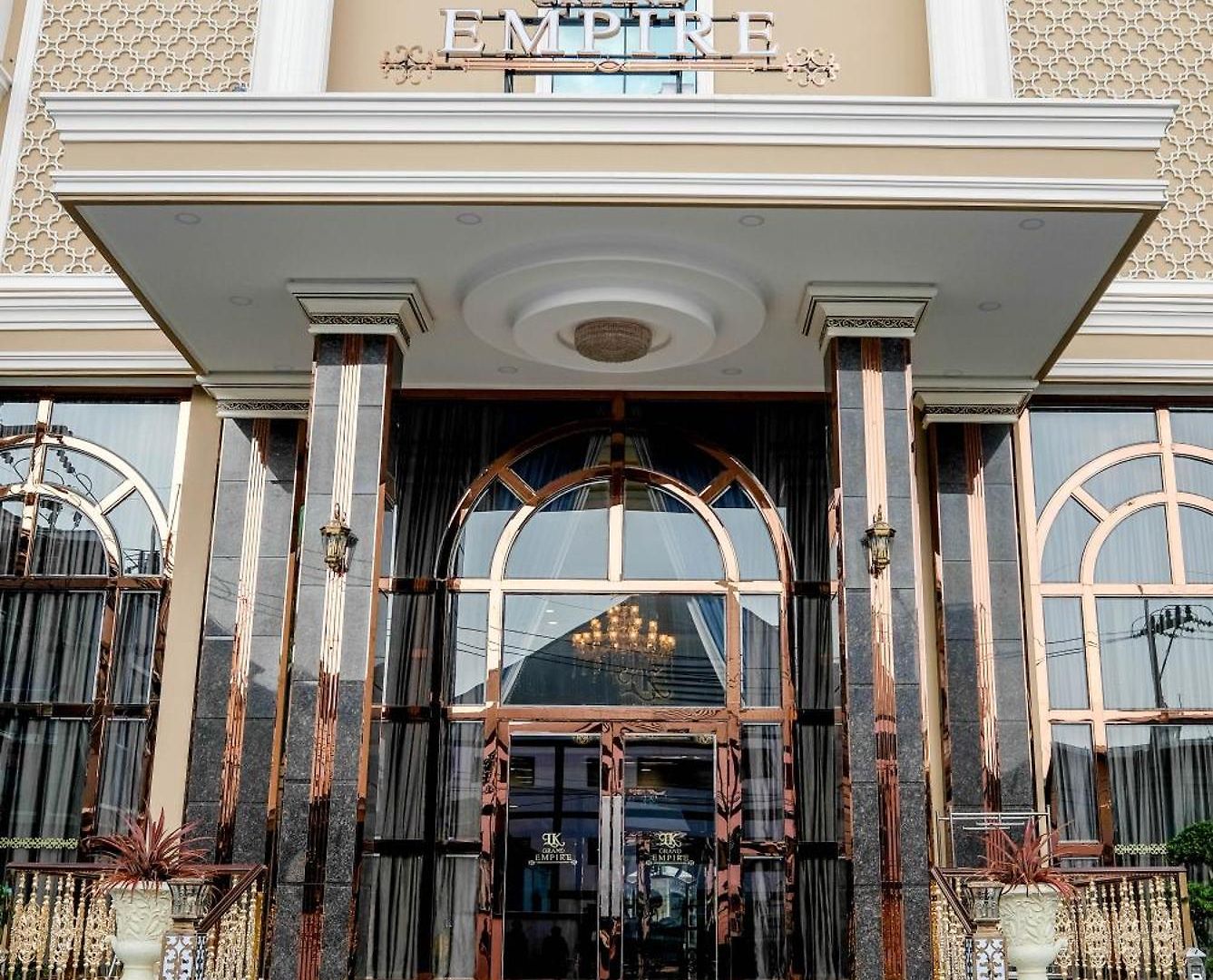 Lk Grand Empire
