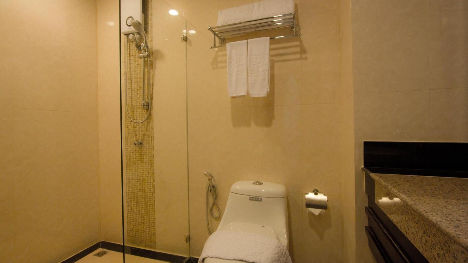 โรงแรม Lk Grand Living Place Pattaya