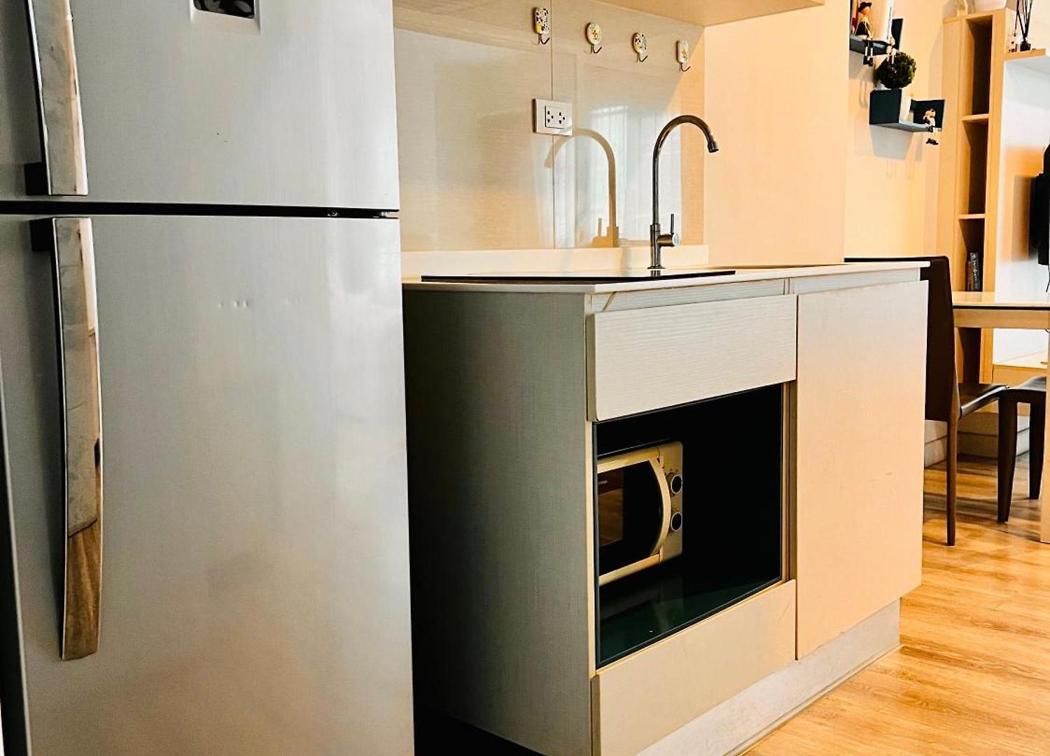 Apartment 1br Near Soi 6 *