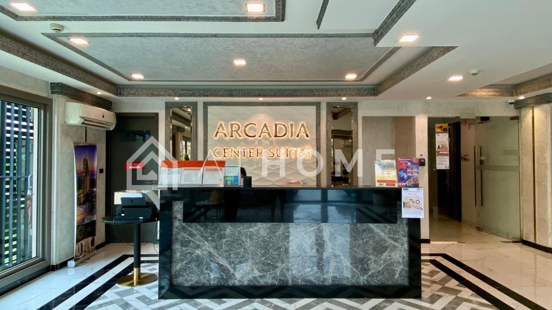 Arcadia Center 702 Apartment