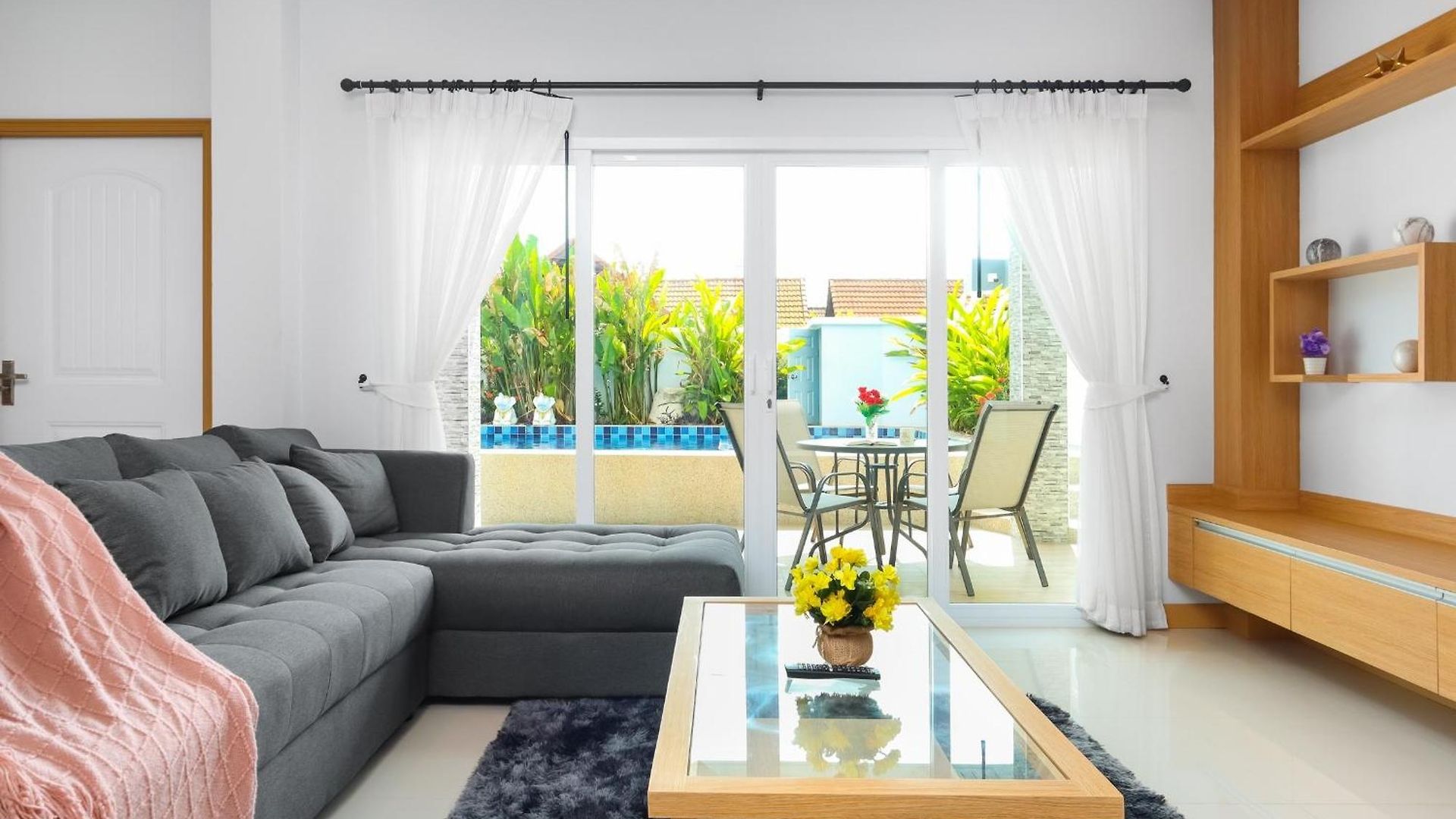 Luxury Villa, 5br 6ba, Private Pool With Jacuzzi Cityhouse54 * Pattaya