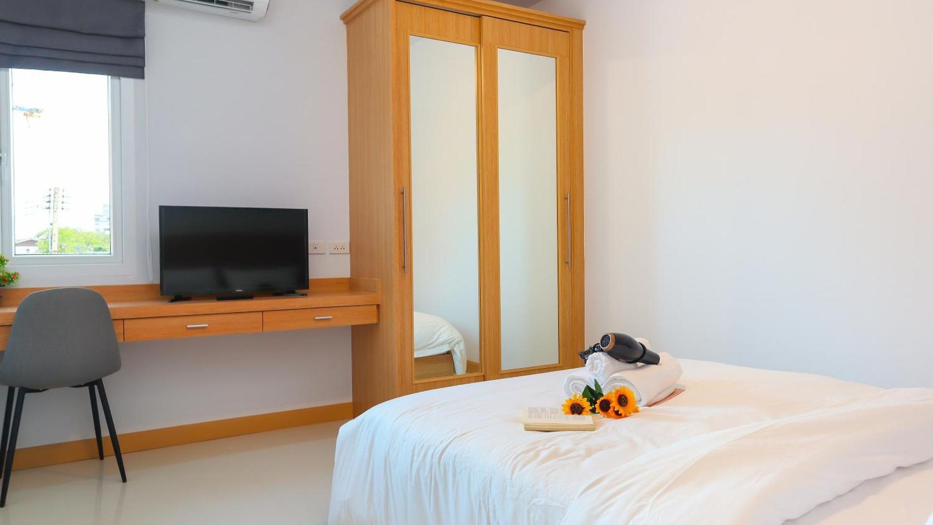 Luxury Villa, 5br 6ba, Private Pool With Jacuzzi Cityhouse54 * Pattaya