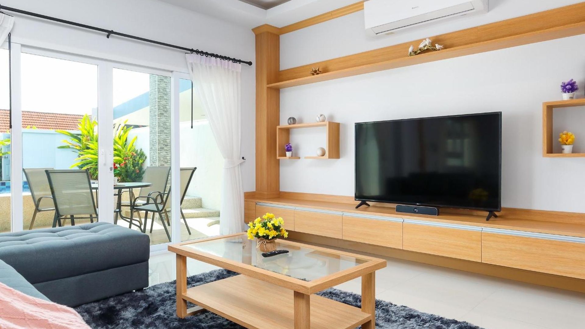 Luxury Villa, 5br 6ba, Private Pool With Jacuzzi Cityhouse54 * Pattaya