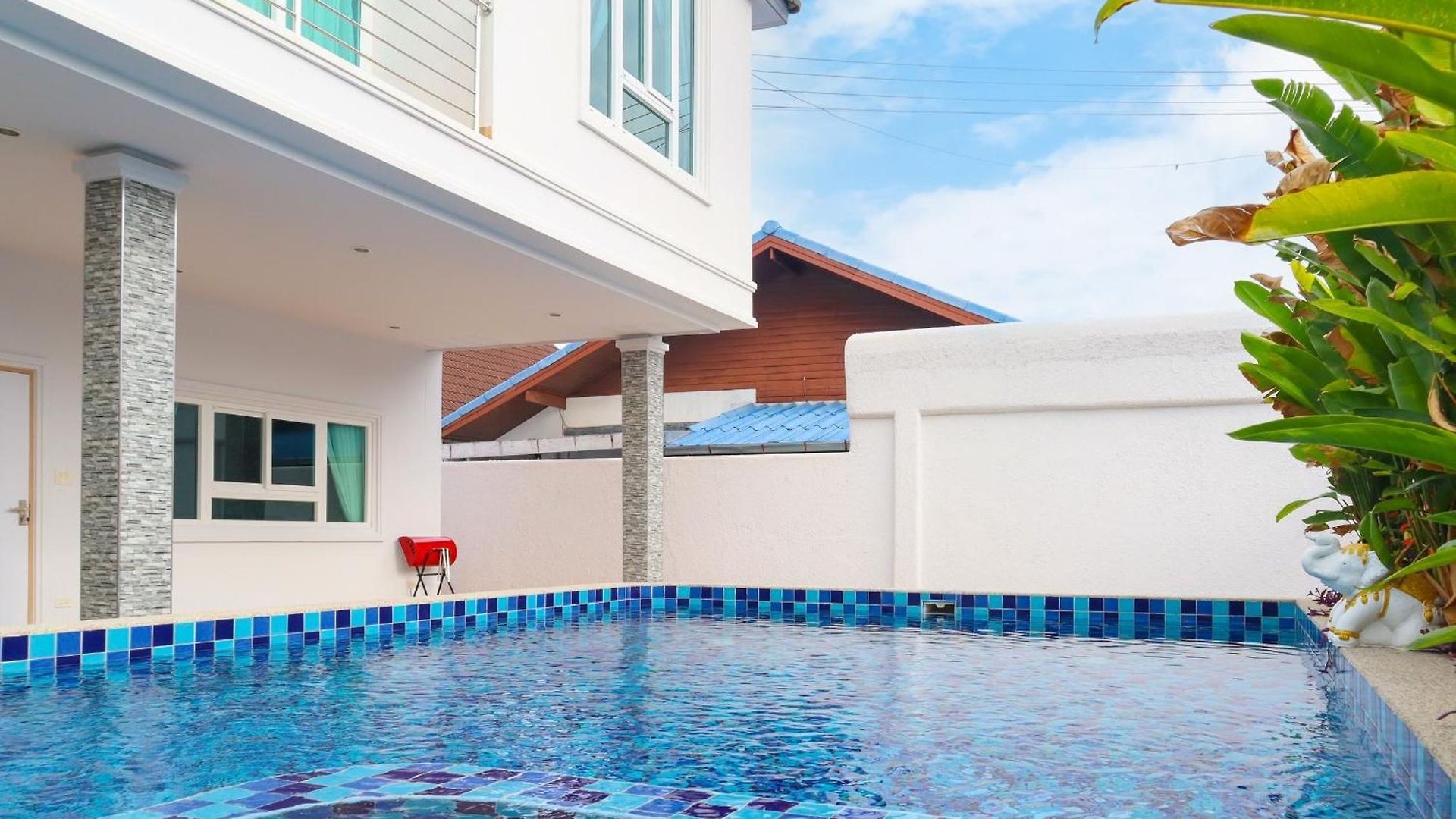 Luxury Villa, 5br 6ba, Private Pool With Jacuzzi Cityhouse54 วิลล่า *