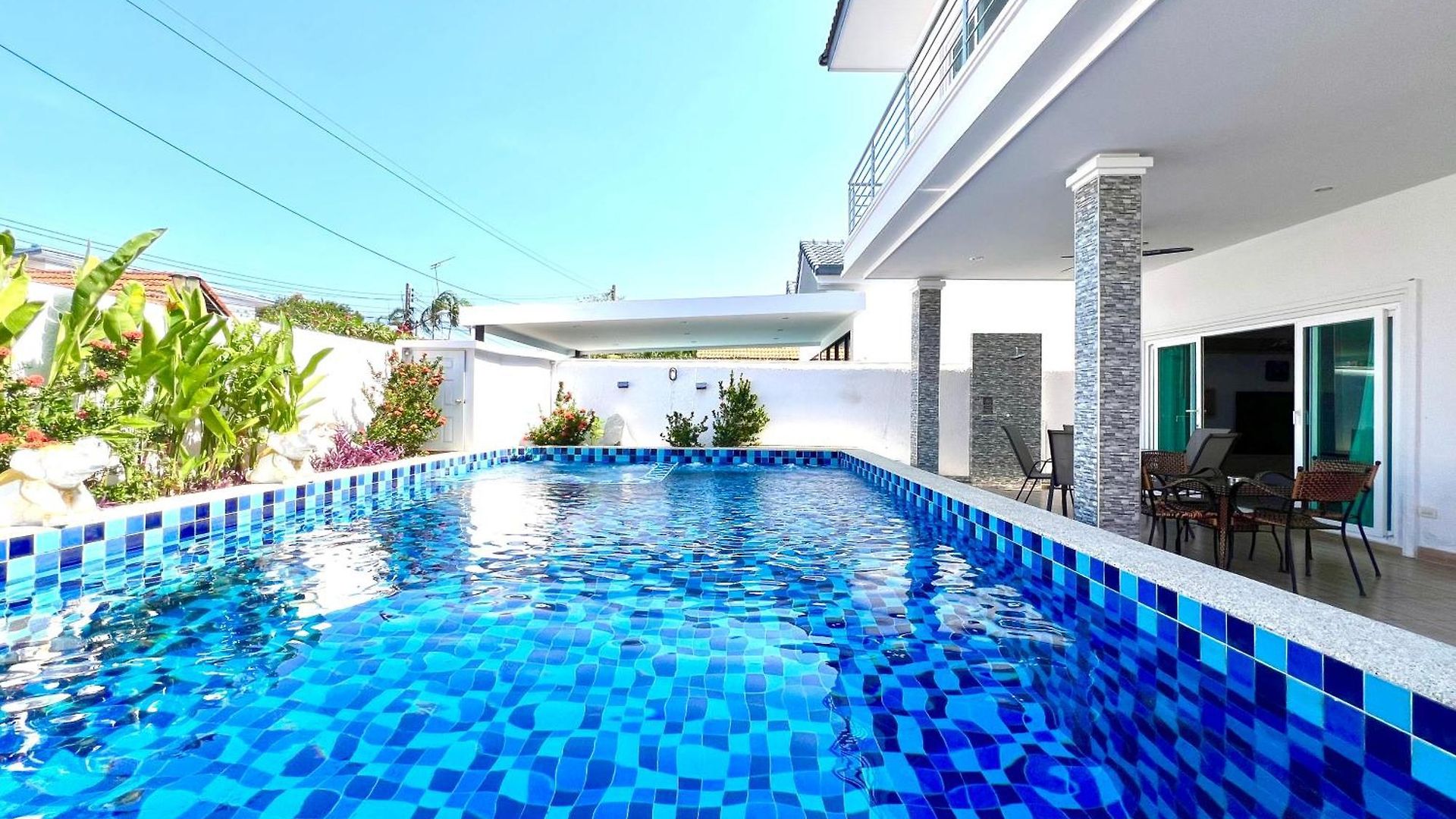 Luxury Villa, 5br 6ba, Private Pool With Jacuzzi Cityhouse54 * Pattaya