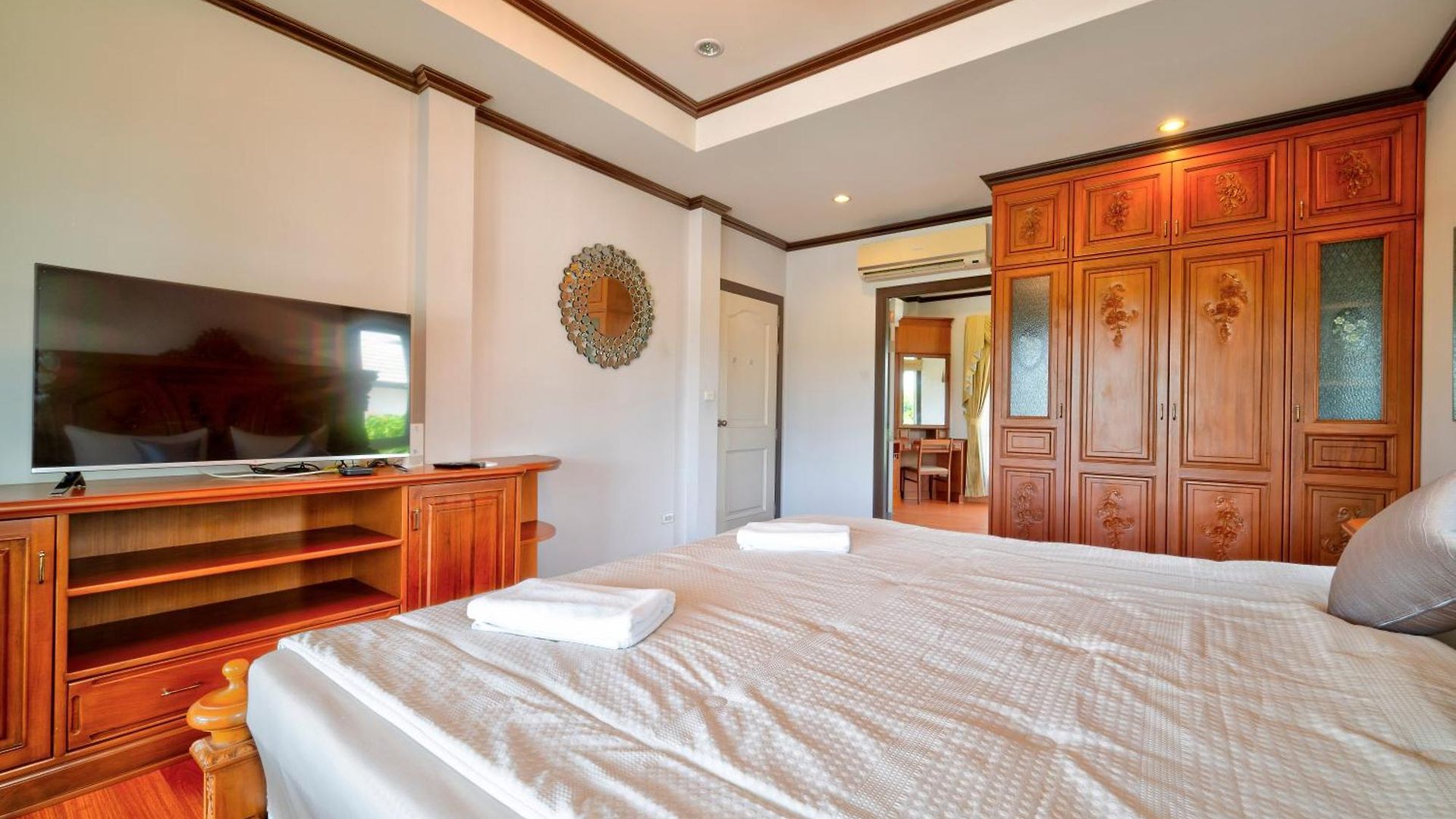Nautica - 4 Bedroom Luxury Pool With Unique Yacht-house วิลล่า