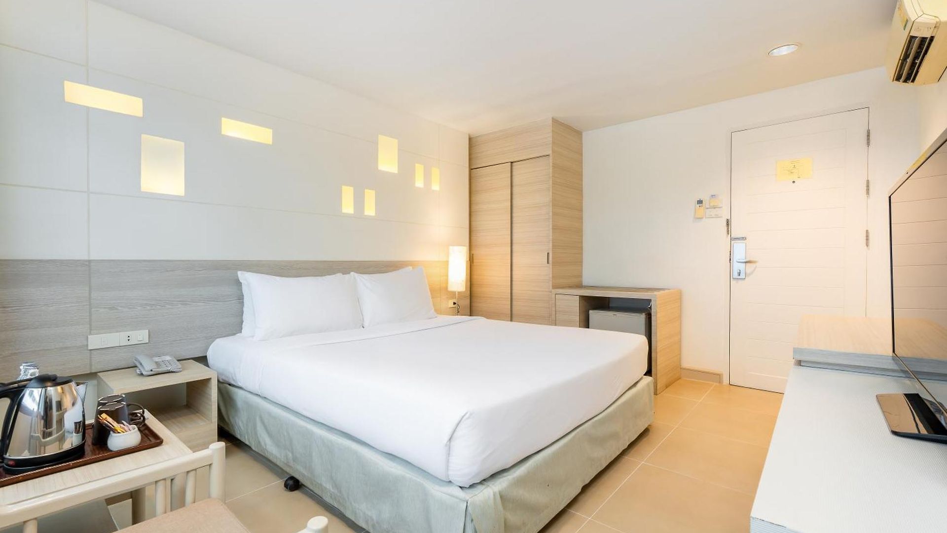 Sunshine & Residences