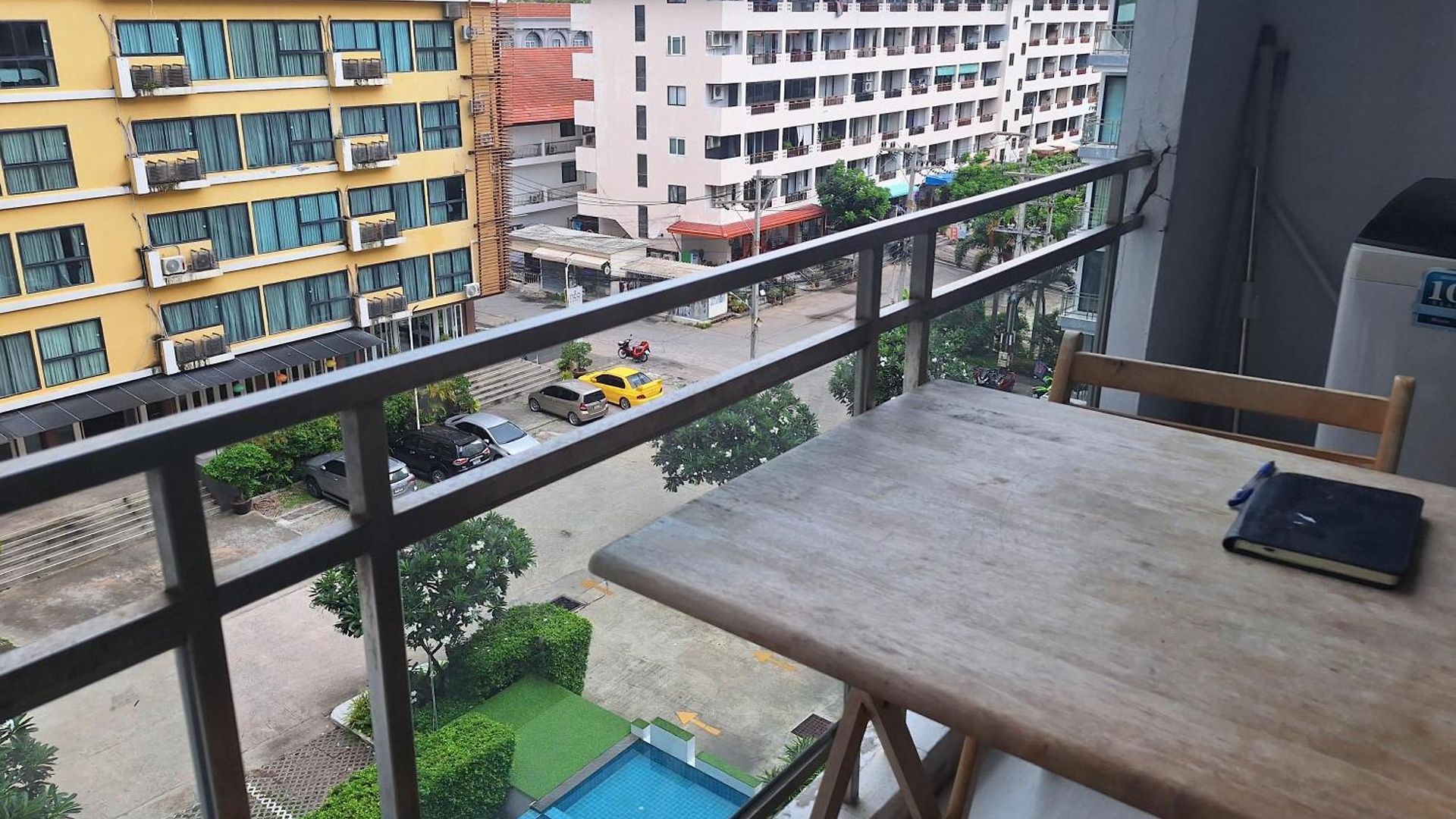 Neo2 Jomtrin บ้านพัก 3*