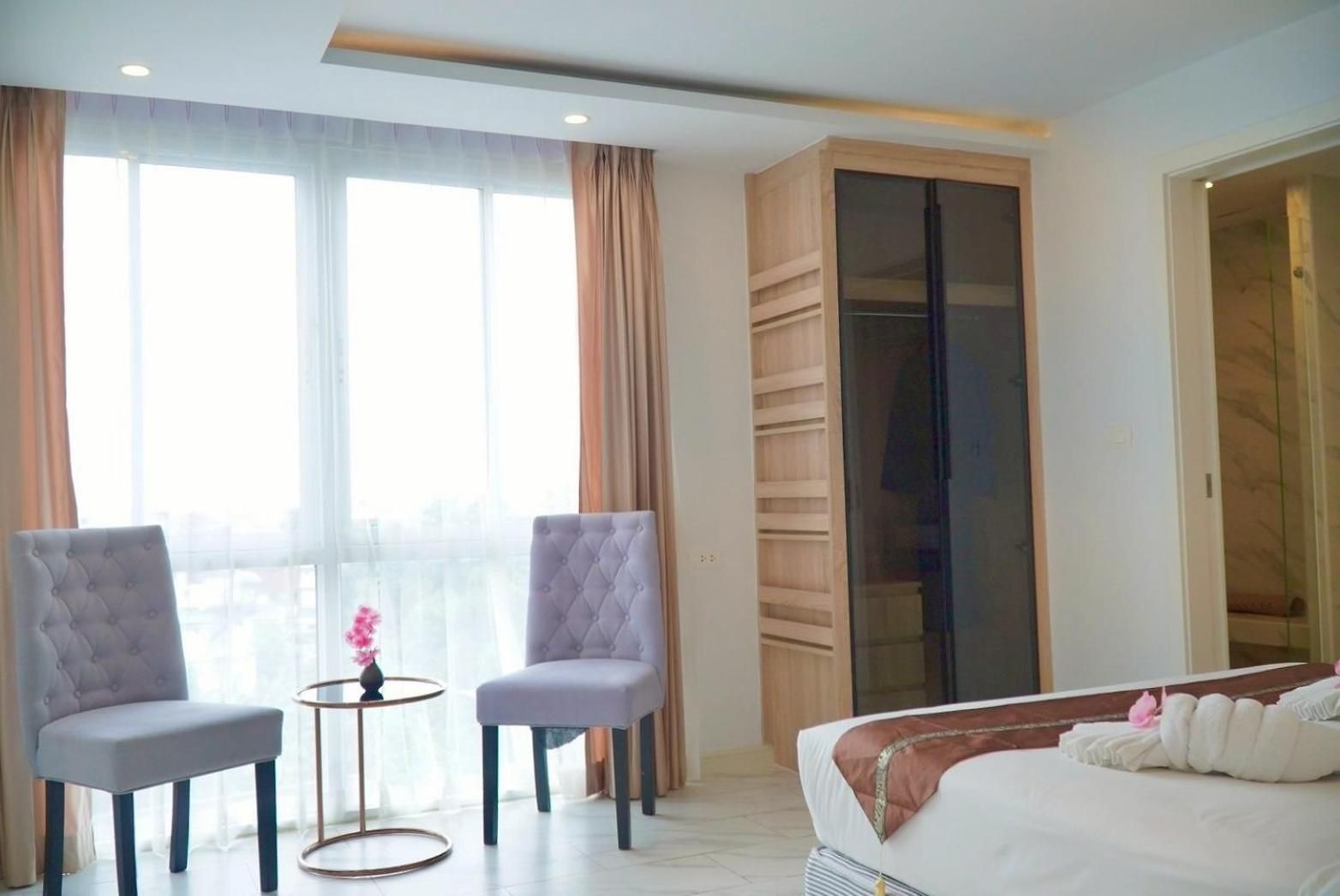 โรงแรม D Eco Wellness Center 5*