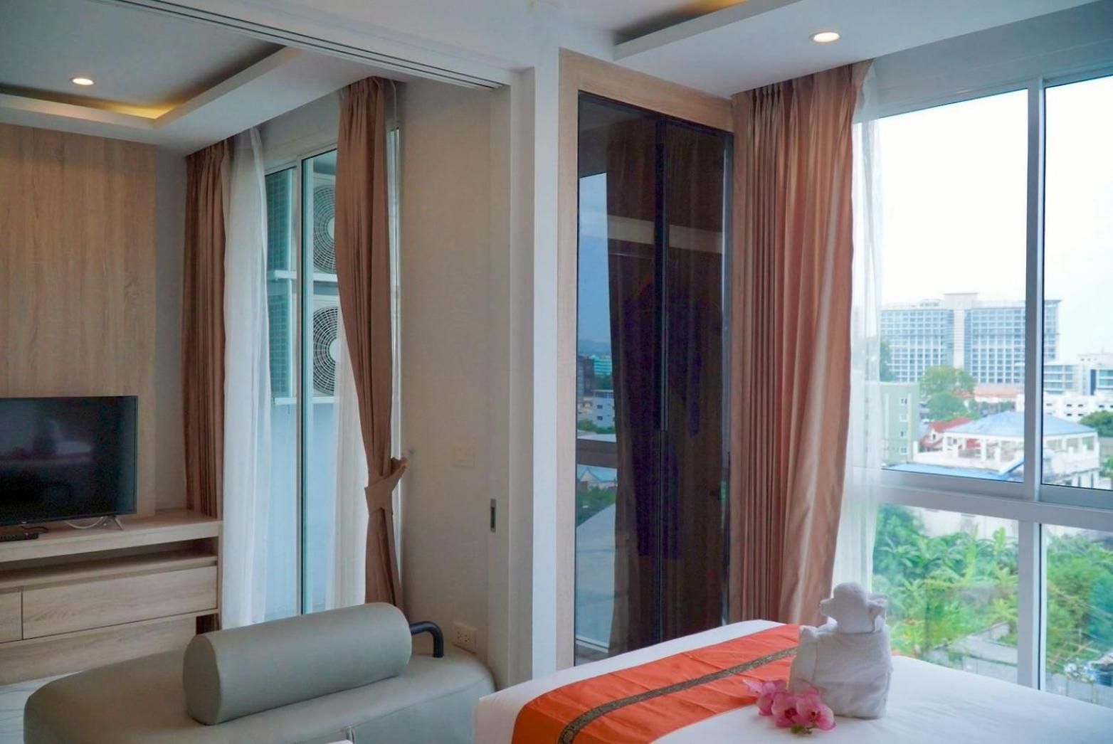 โรงแรม D Eco Wellness Center 5*