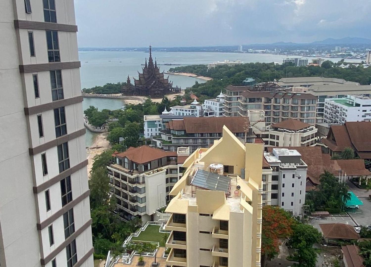 อพาร์ทเม้น Baan Plai Haad