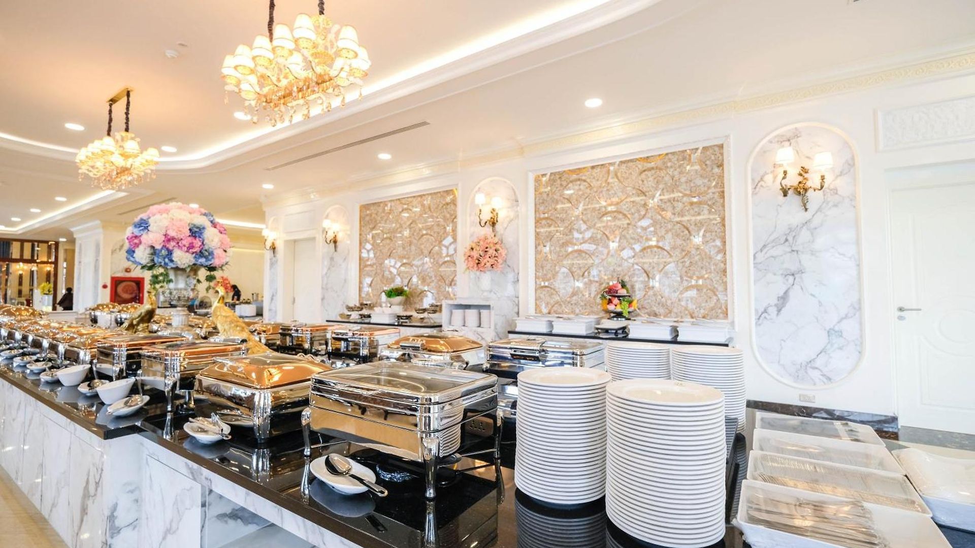 โรงแรม Lk Grand Empire Pattaya