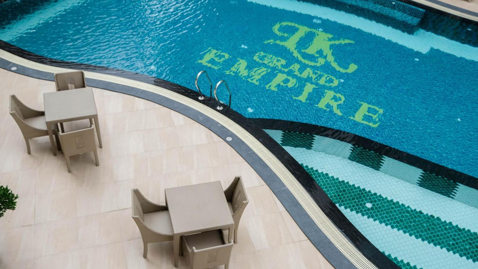 Lk Grand Empire โรงแรม