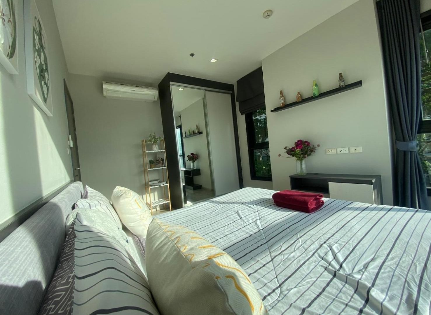 อพาร์ทเม้น 2 Bed Spacious Location In