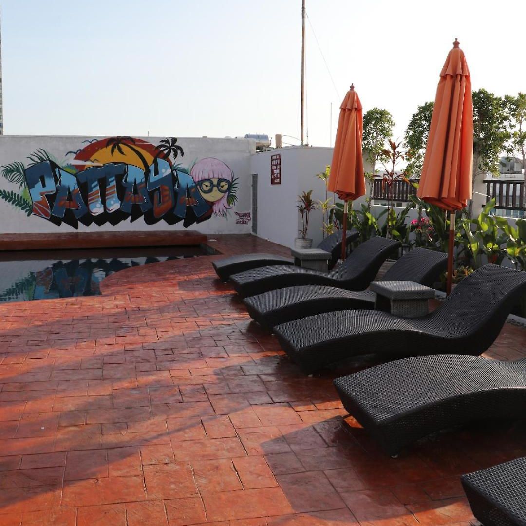 โรงแรม Journeyhub 4*