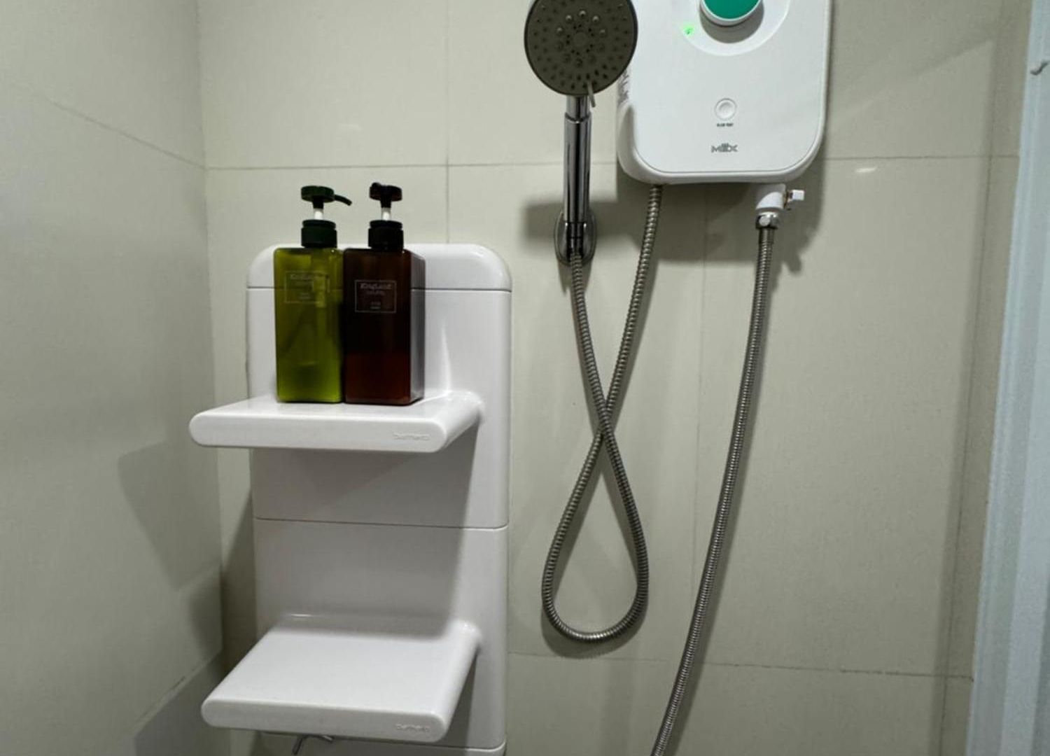 Apartment 芭提雅市中心the Base 高端公寓酒店 *