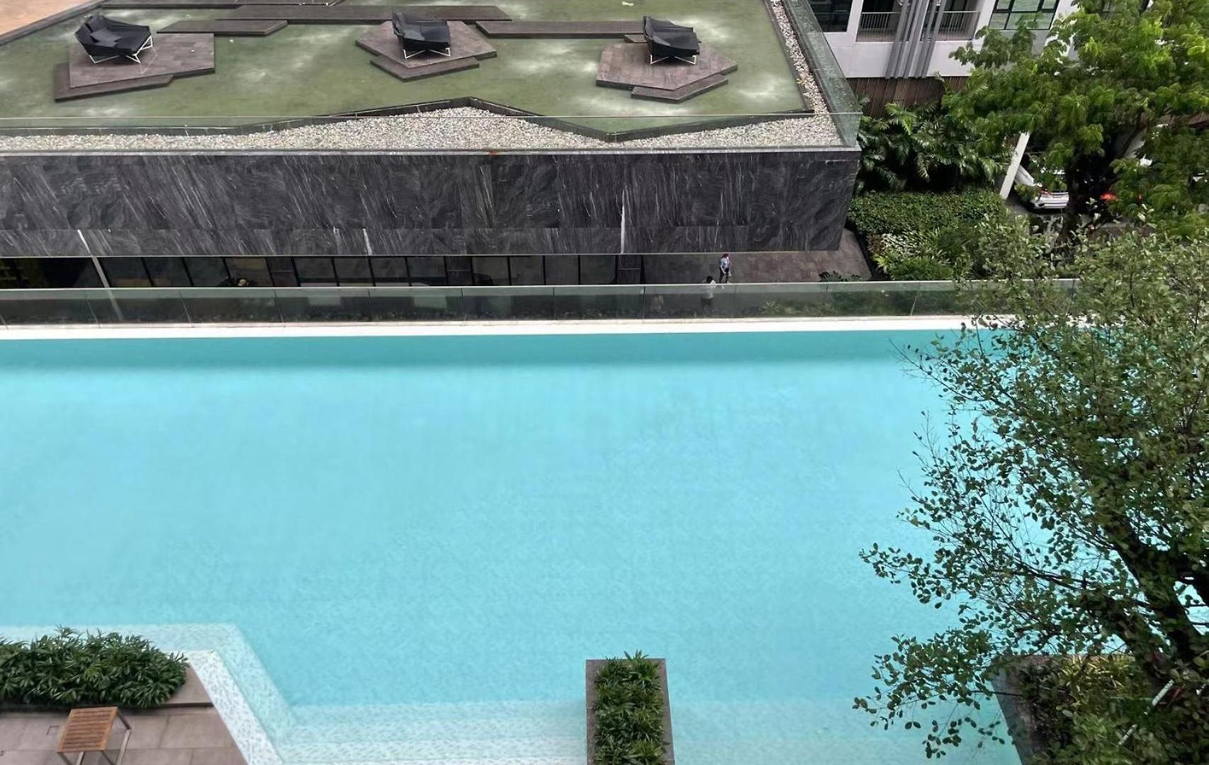 芭提雅市中心the Base 高端公寓酒店 * Pattaya