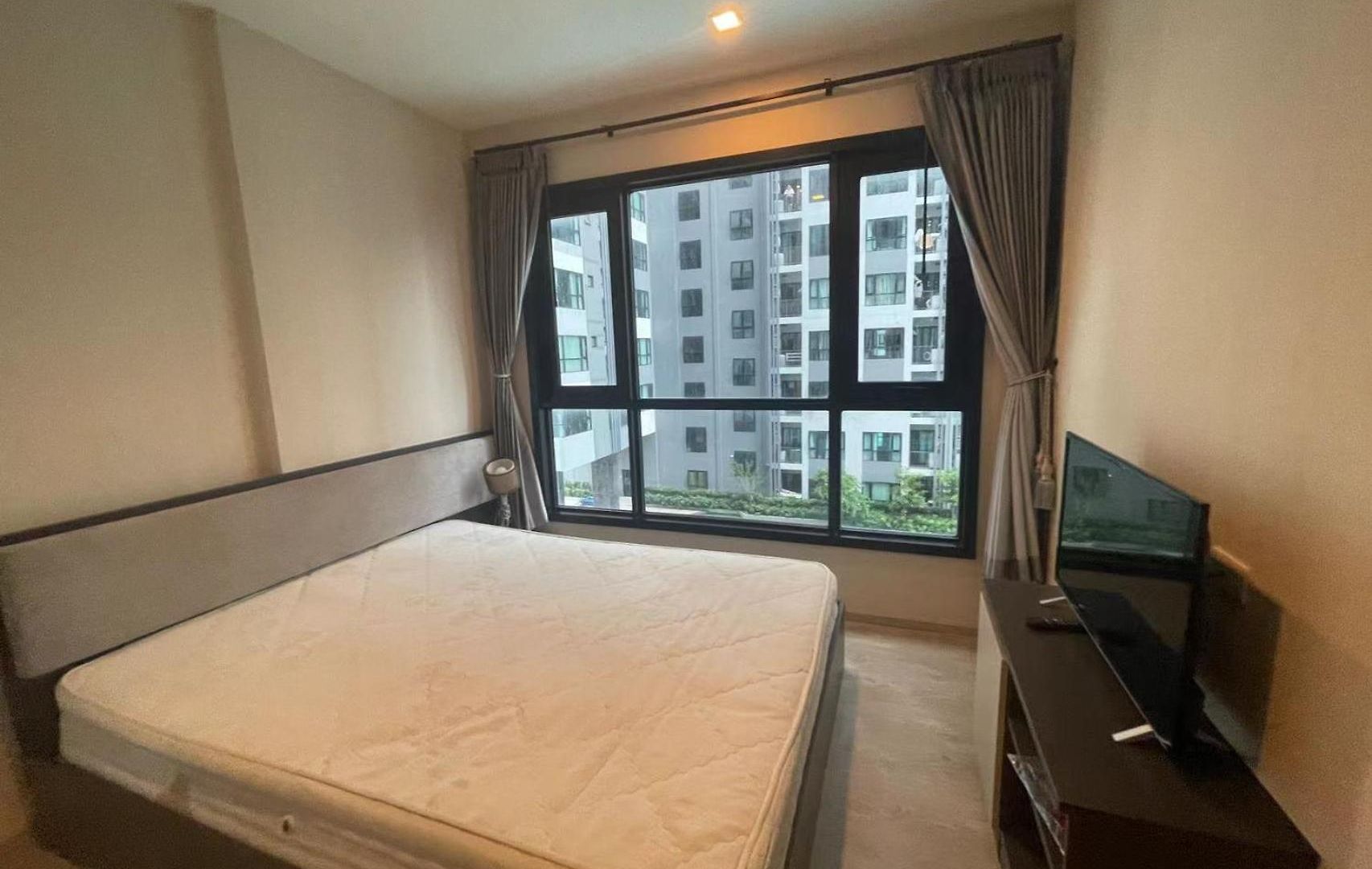 Apartment 芭提雅市中心the Base 高端公寓酒店