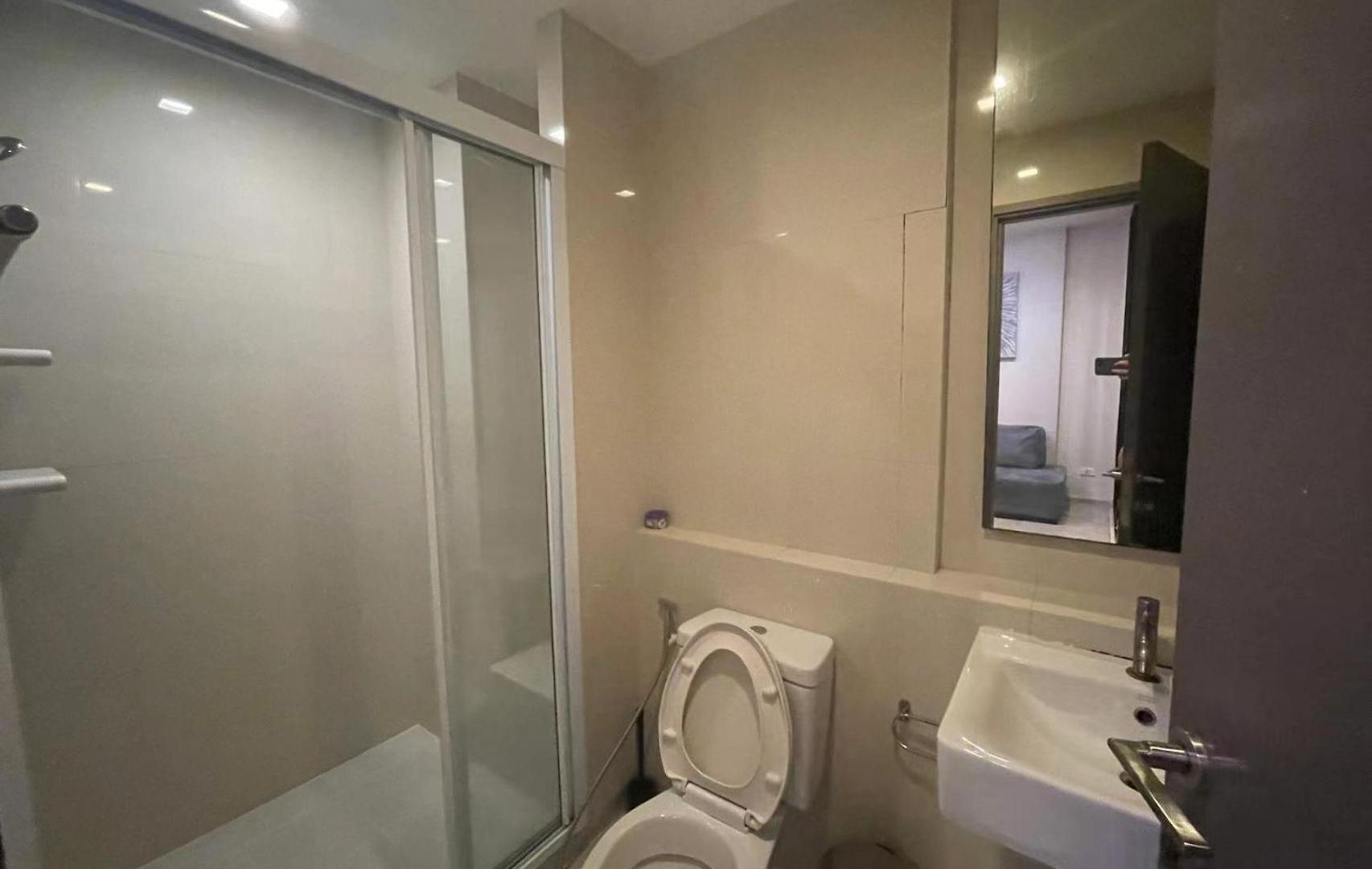 芭提雅市中心the Base 高端公寓酒店 Apartment Pattaya