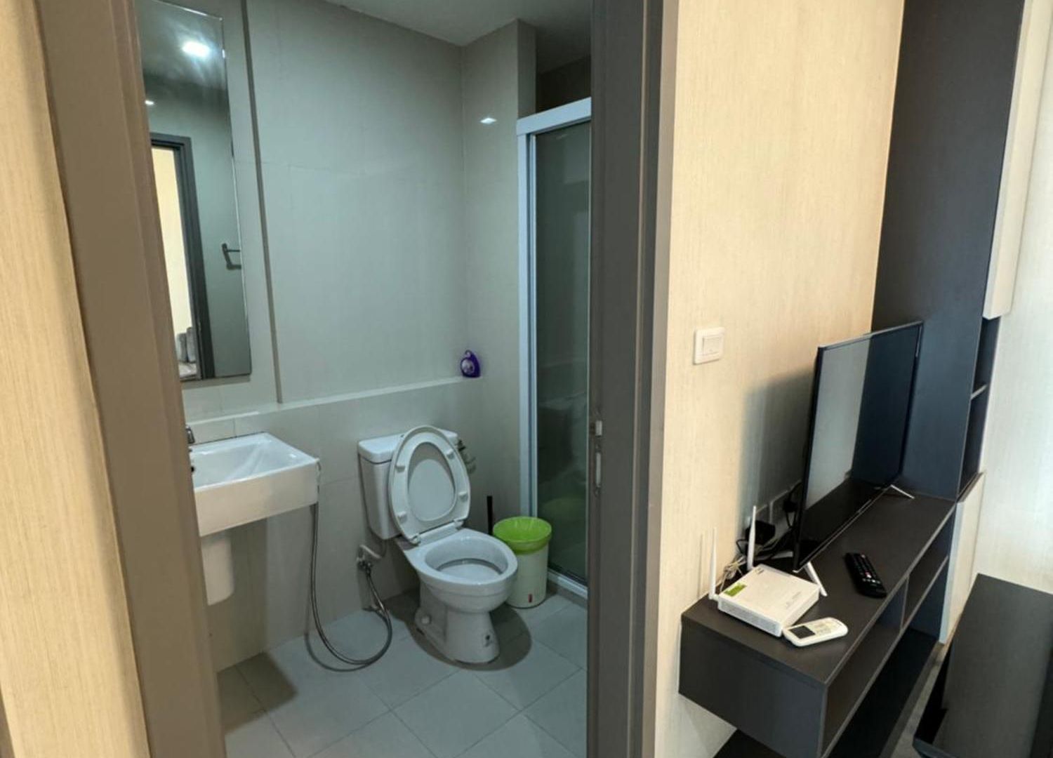 芭提雅市中心the Base 高端公寓酒店 Apartment *