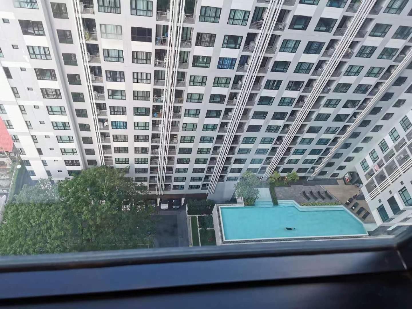 Apartment 芭提雅市中心the Base 高端公寓酒店 *