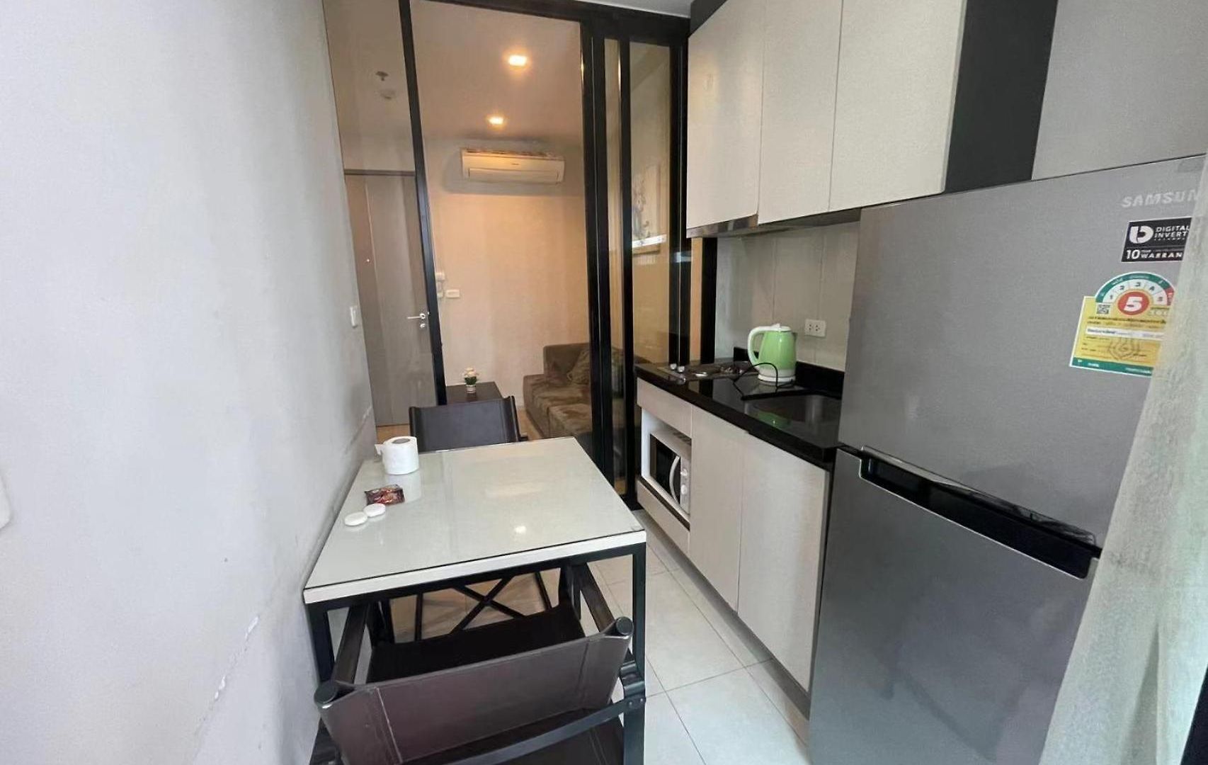 芭提雅市中心the Base 高端公寓酒店 Apartment Pattaya