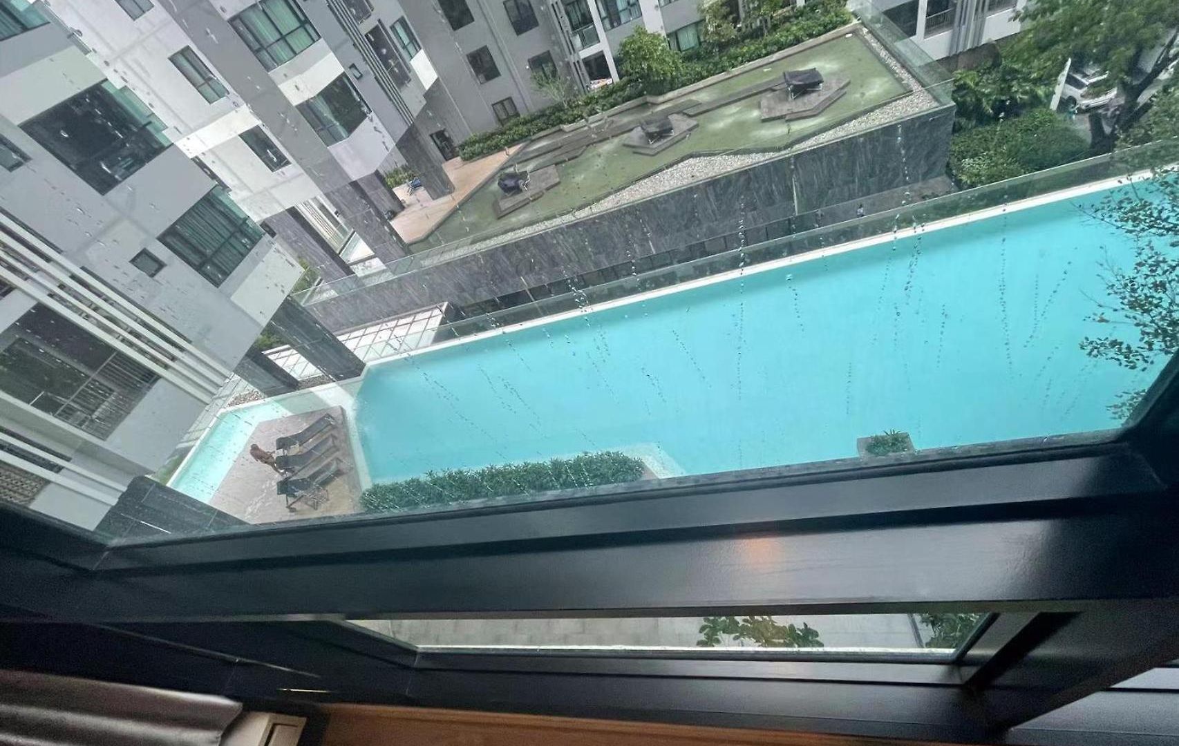 Apartment 芭提雅市中心the Base 高端公寓酒店 *