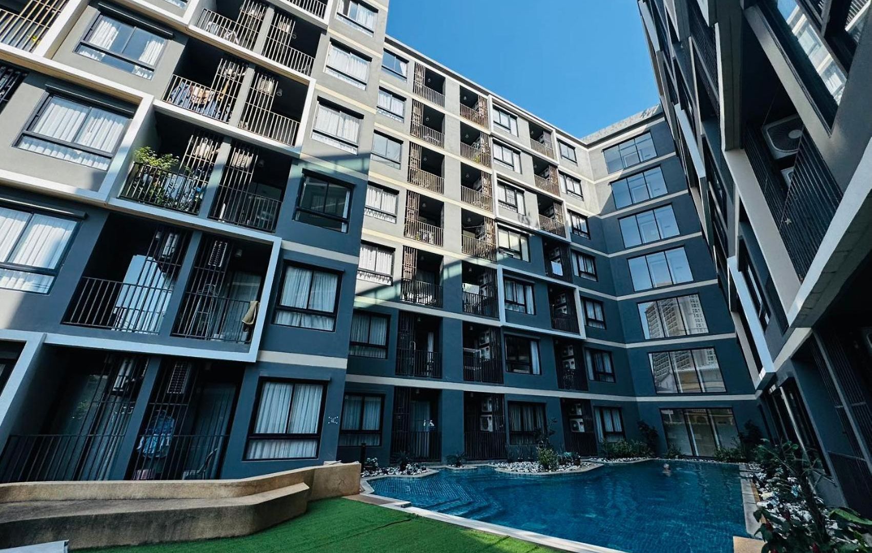 The Urban Attitude & One Bedroom * Pattaya
