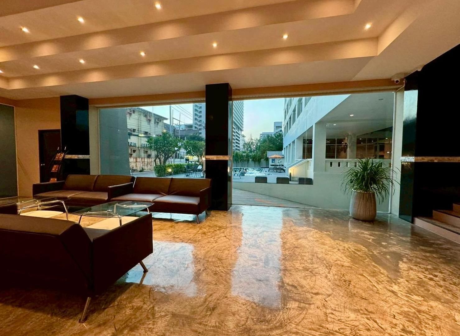 คราวน์พัทยาบีชโฮเทล โรงแรม Pattaya