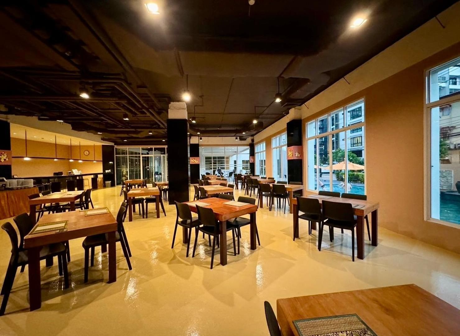 คราวน์พัทยาบีชโฮเทล Pattaya