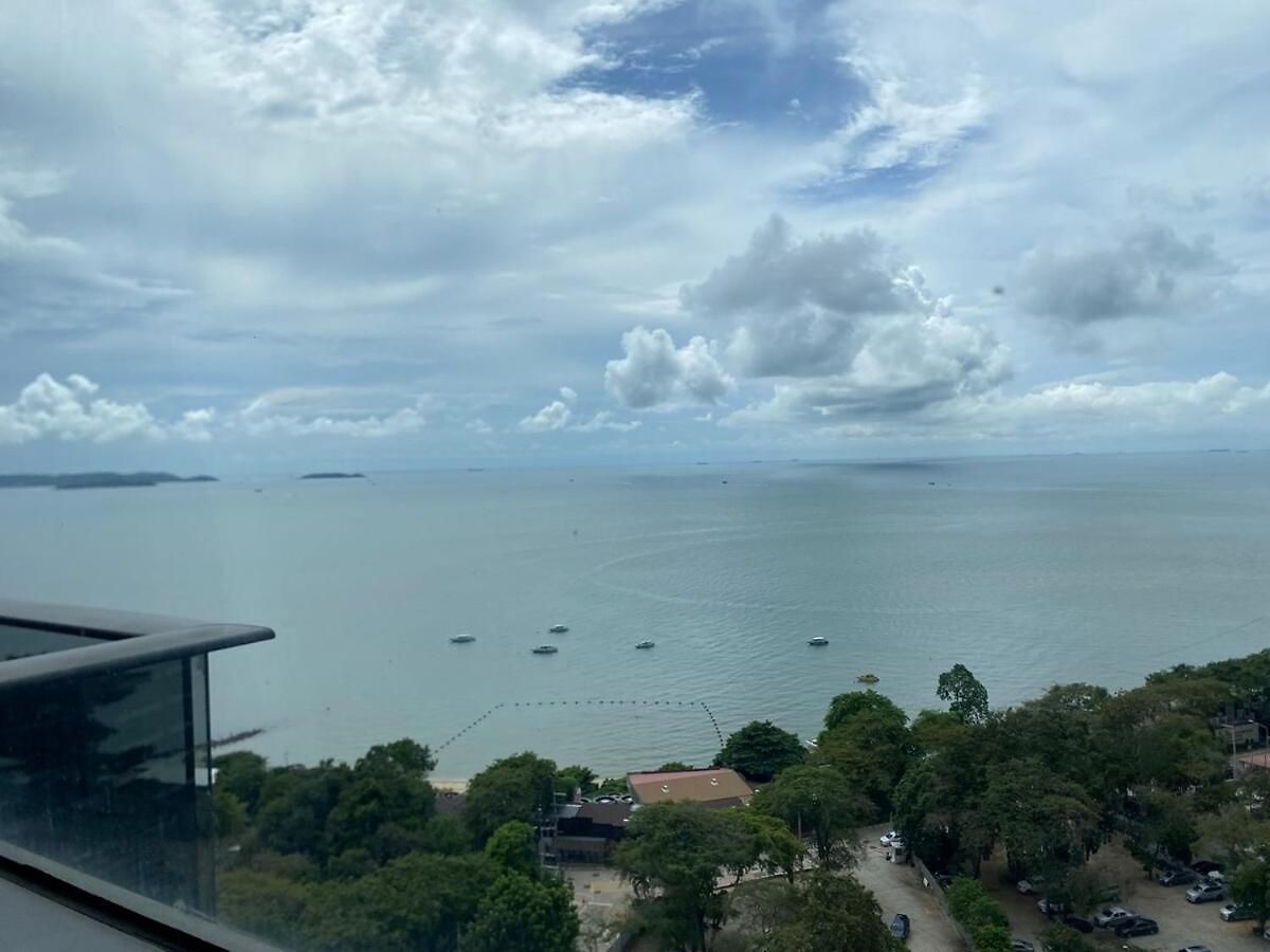 Luxury Sea View High Floor อพาร์ทเม้น *