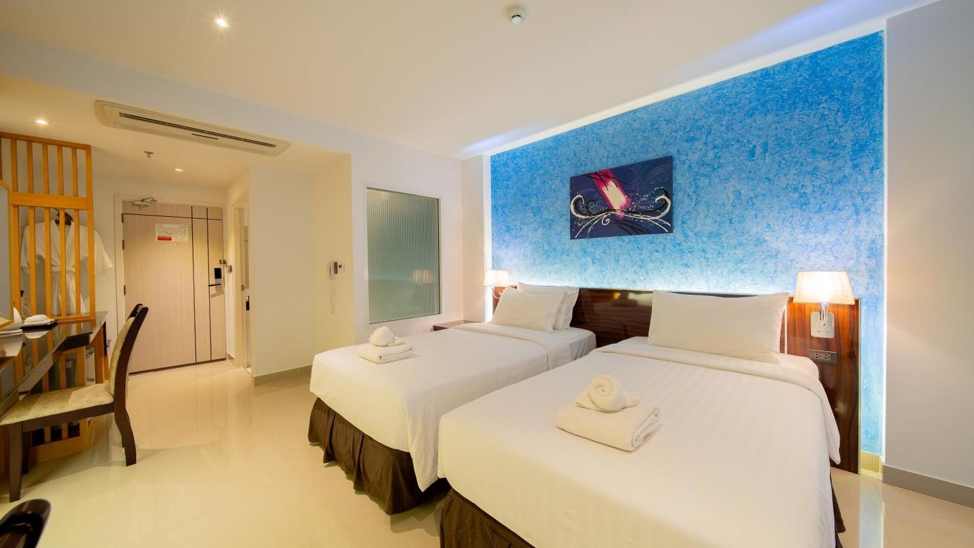 Royal 4*