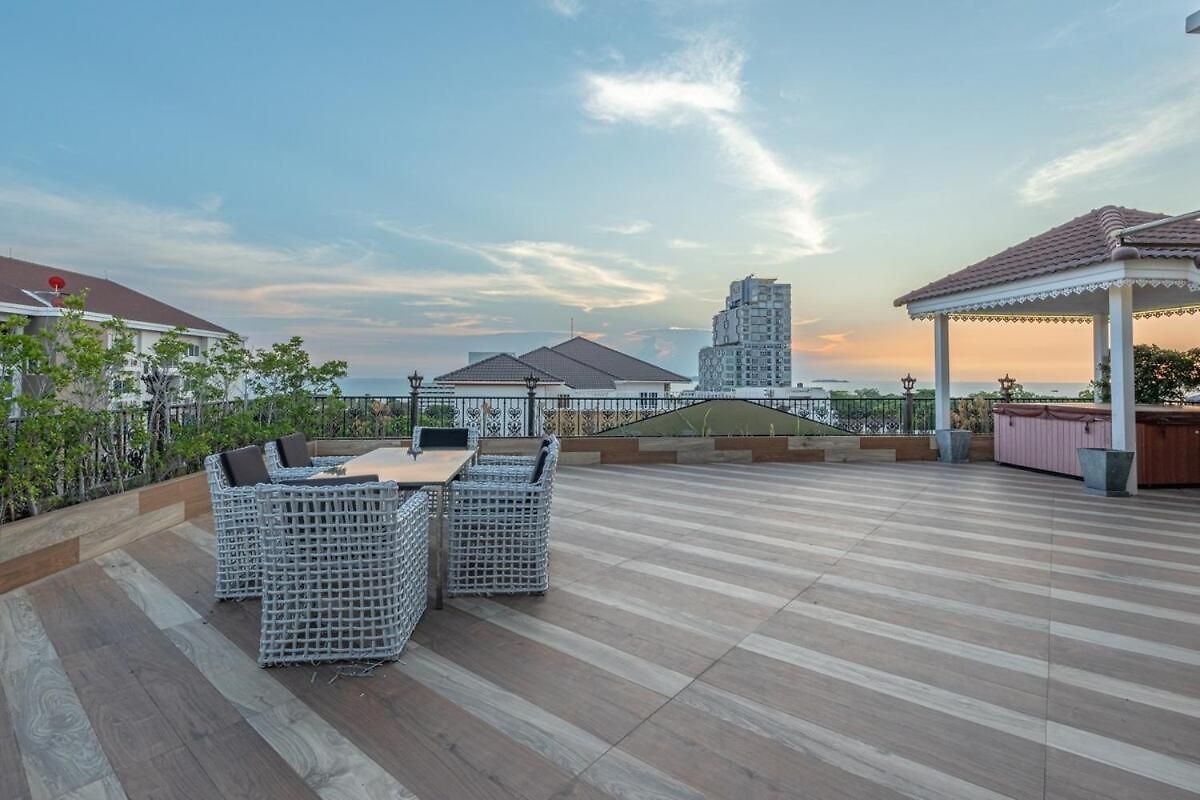 Pratumnak Penthouse X Monthstayz Thailand * Pattaya