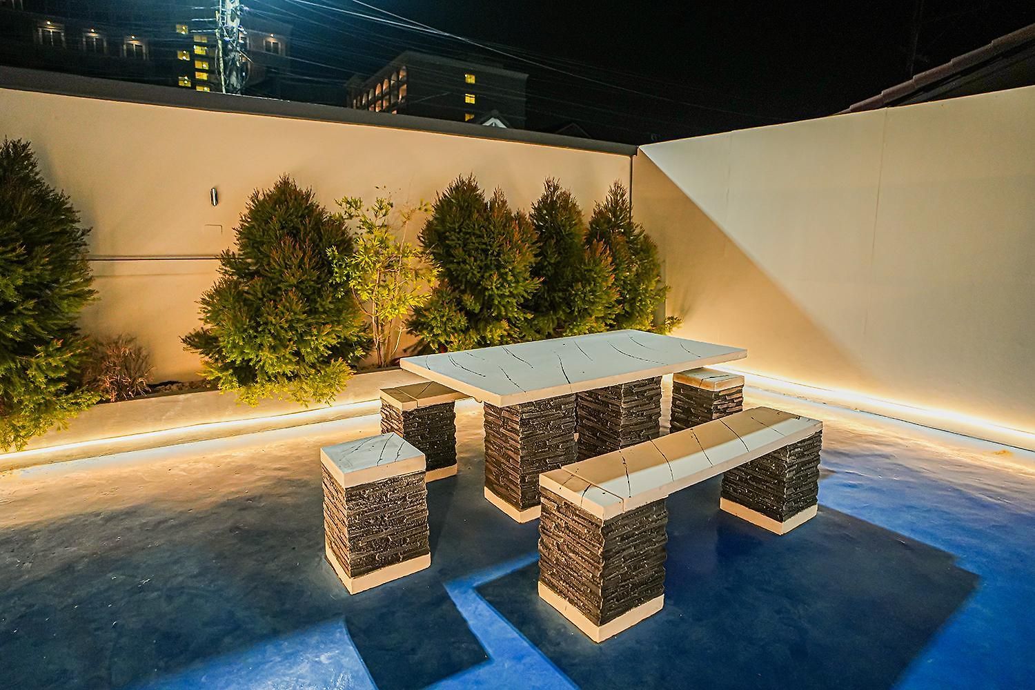 Daisy Pool วิลล่า