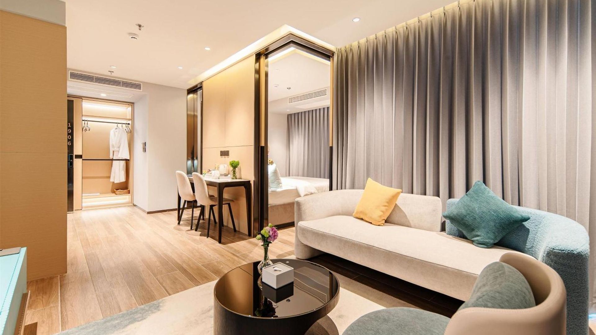 Beverly Mountain Bay, Trademark Collection By Wyndham โรงแรม Pattaya