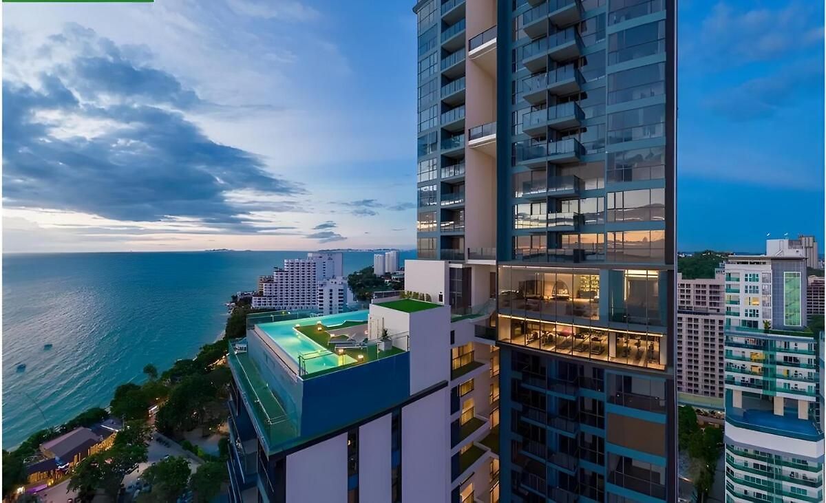 High Floor Beachfront 1 Bedroom With Scenic View อพาร์ทเม้น *