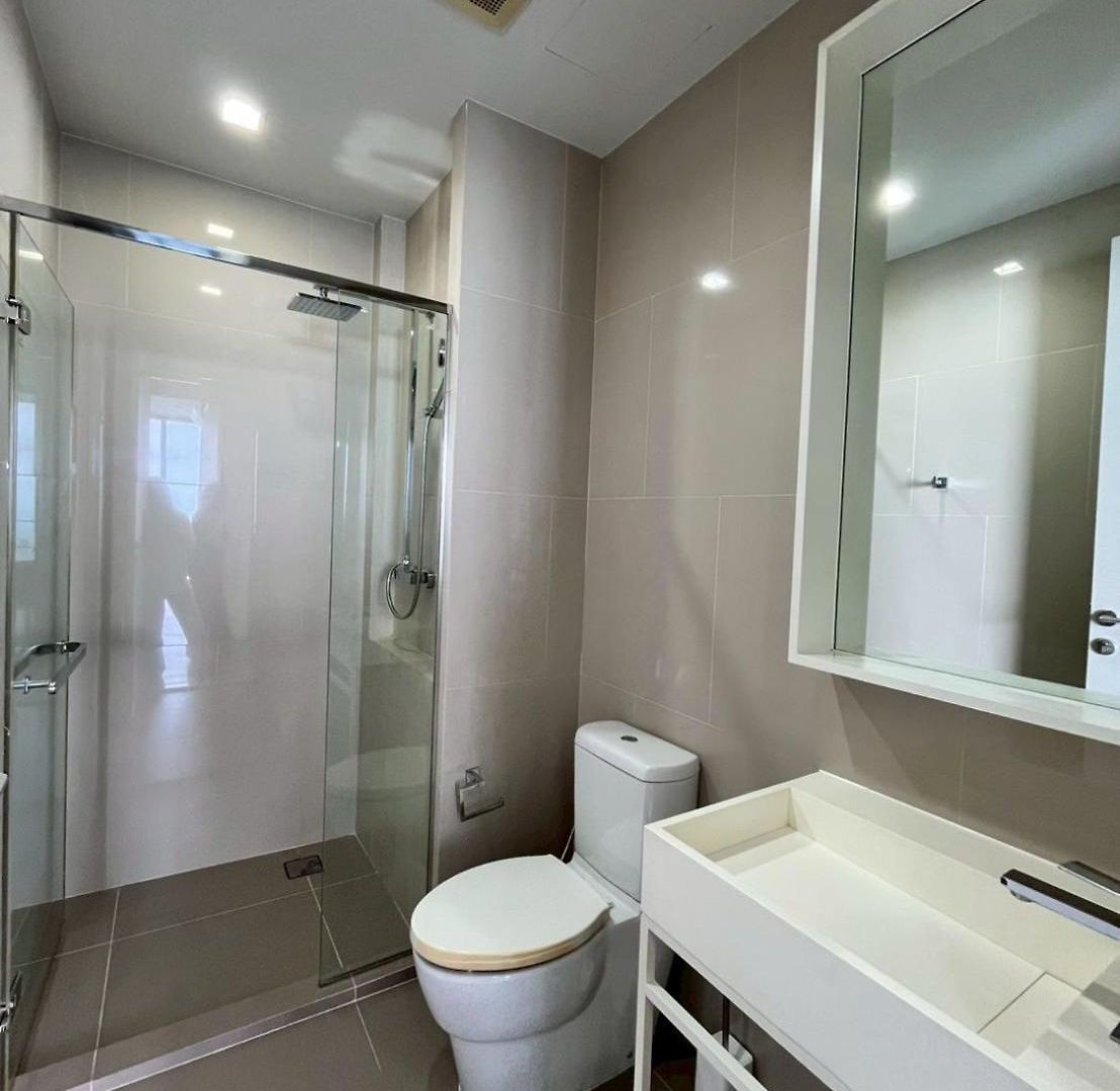 อพาร์ทเม้น Baan Plai Haad, 2 Min Walk To Wong Amat Pattaya