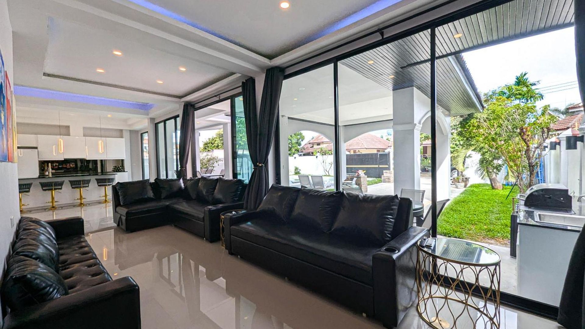 Bella 2 - 7 Bedroom Luxury Pool - 14min To Walking Street Pattaya