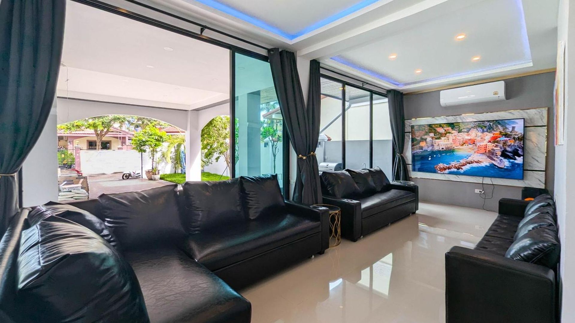 Bella 2 - 7 Bedroom Luxury Pool - 14min To Walking Street * Pattaya