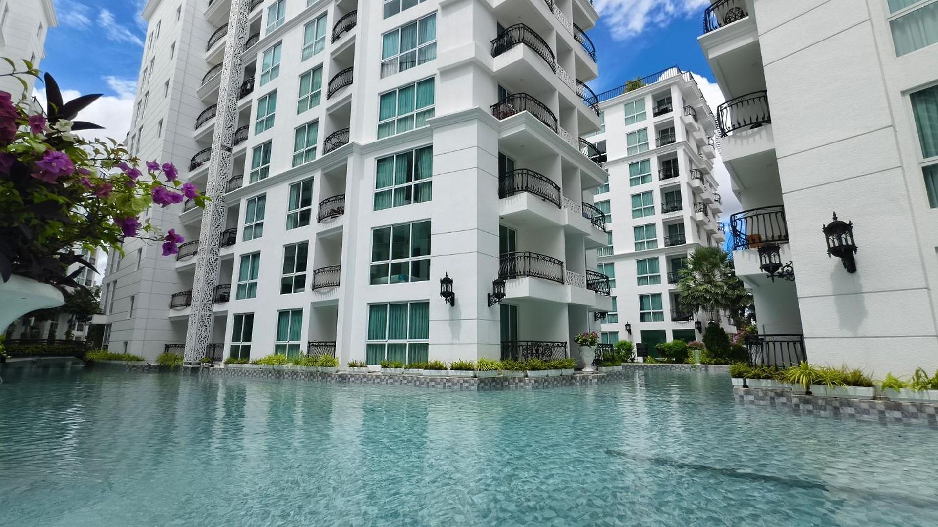 Garden Olympus By Dw อพาร์ทเม้น Pattaya