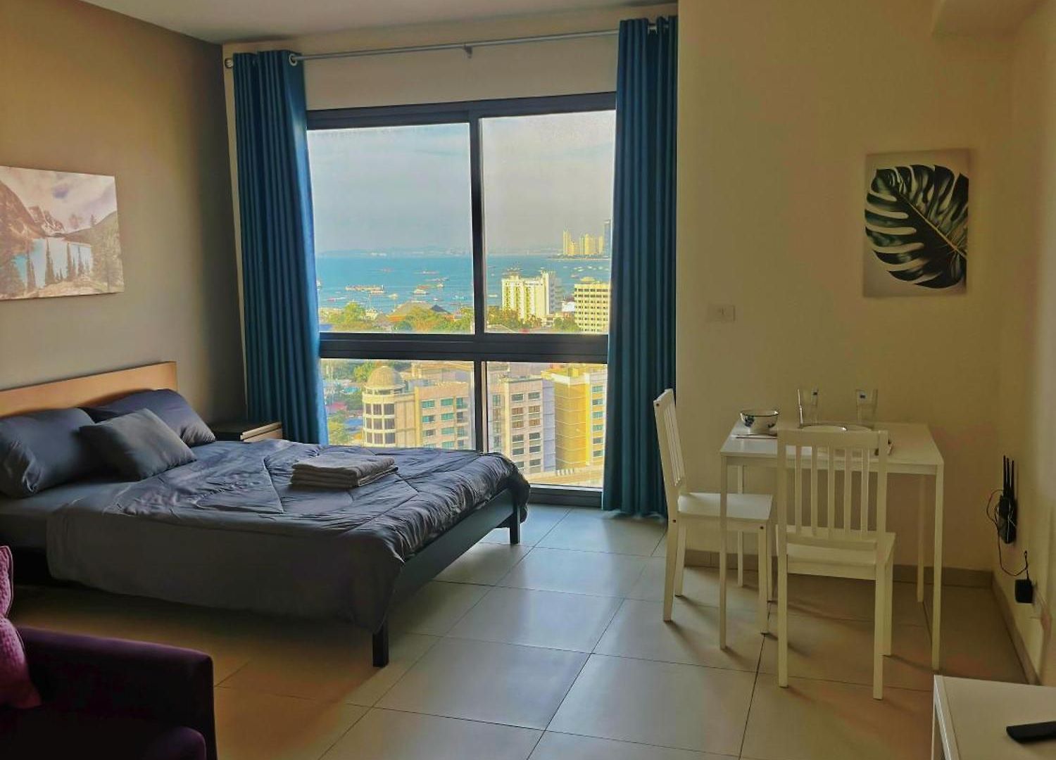 Unixx Sea View Pattaya