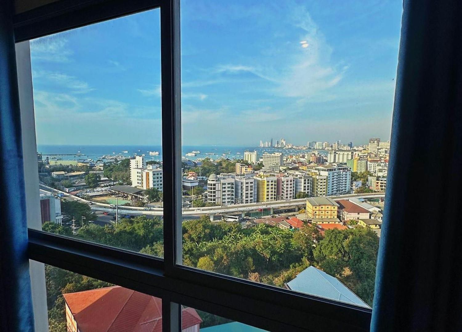อพาร์ทเม้น Unixx Sea View Pattaya