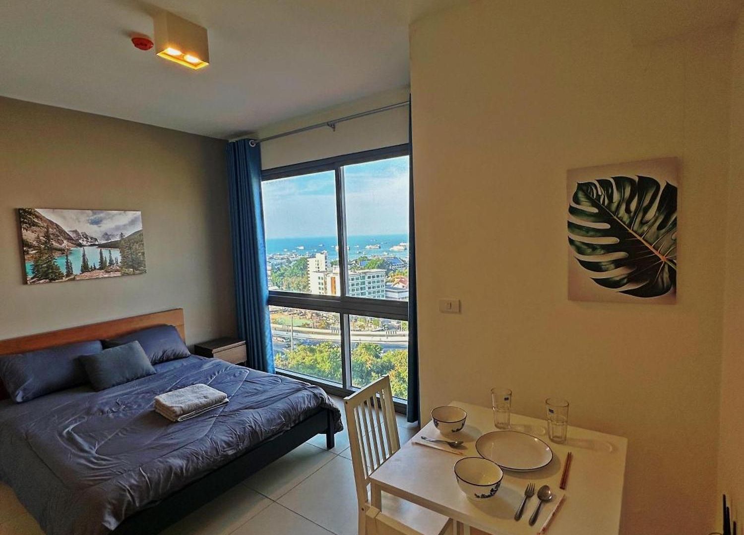 Unixx Sea View