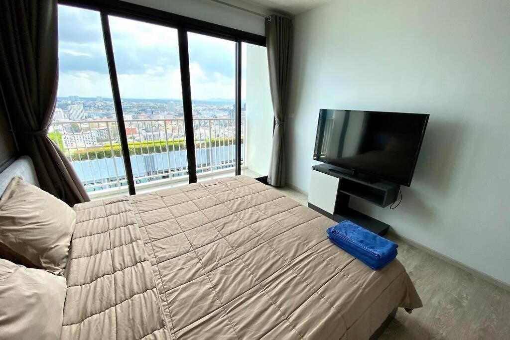 Sea View 2 Bed High Floor