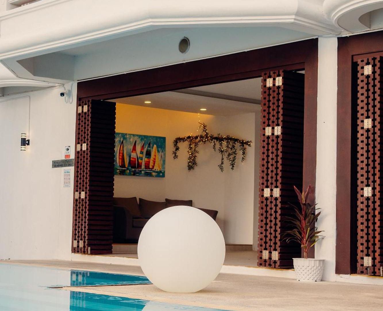โรงแรม Nova Sea View