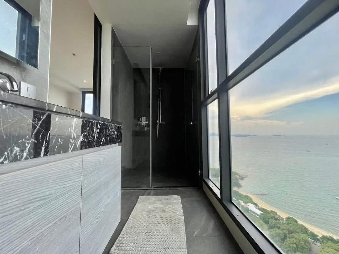 Sea View Amazing 2 Bed Room-mesmerizing Views *