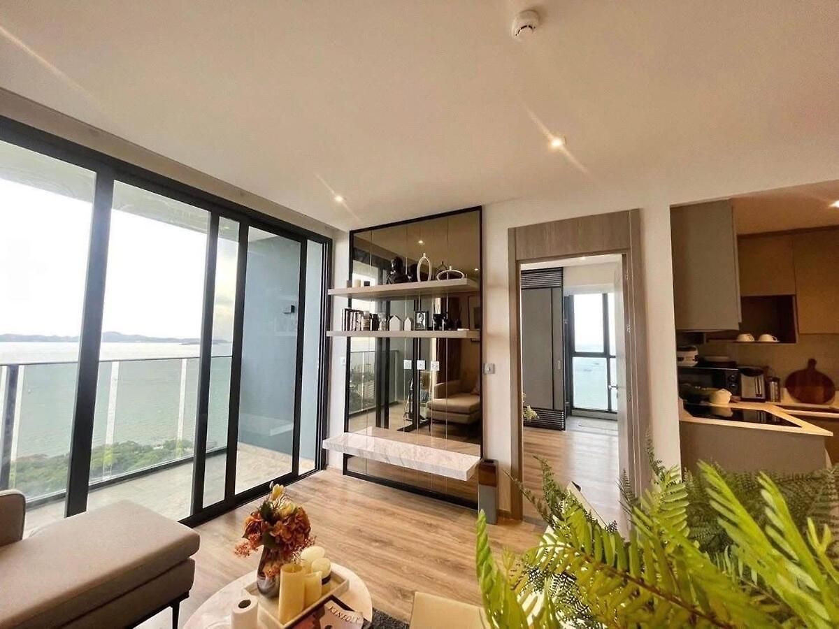 Sea View Amazing 2 Bed Room-mesmerizing Views