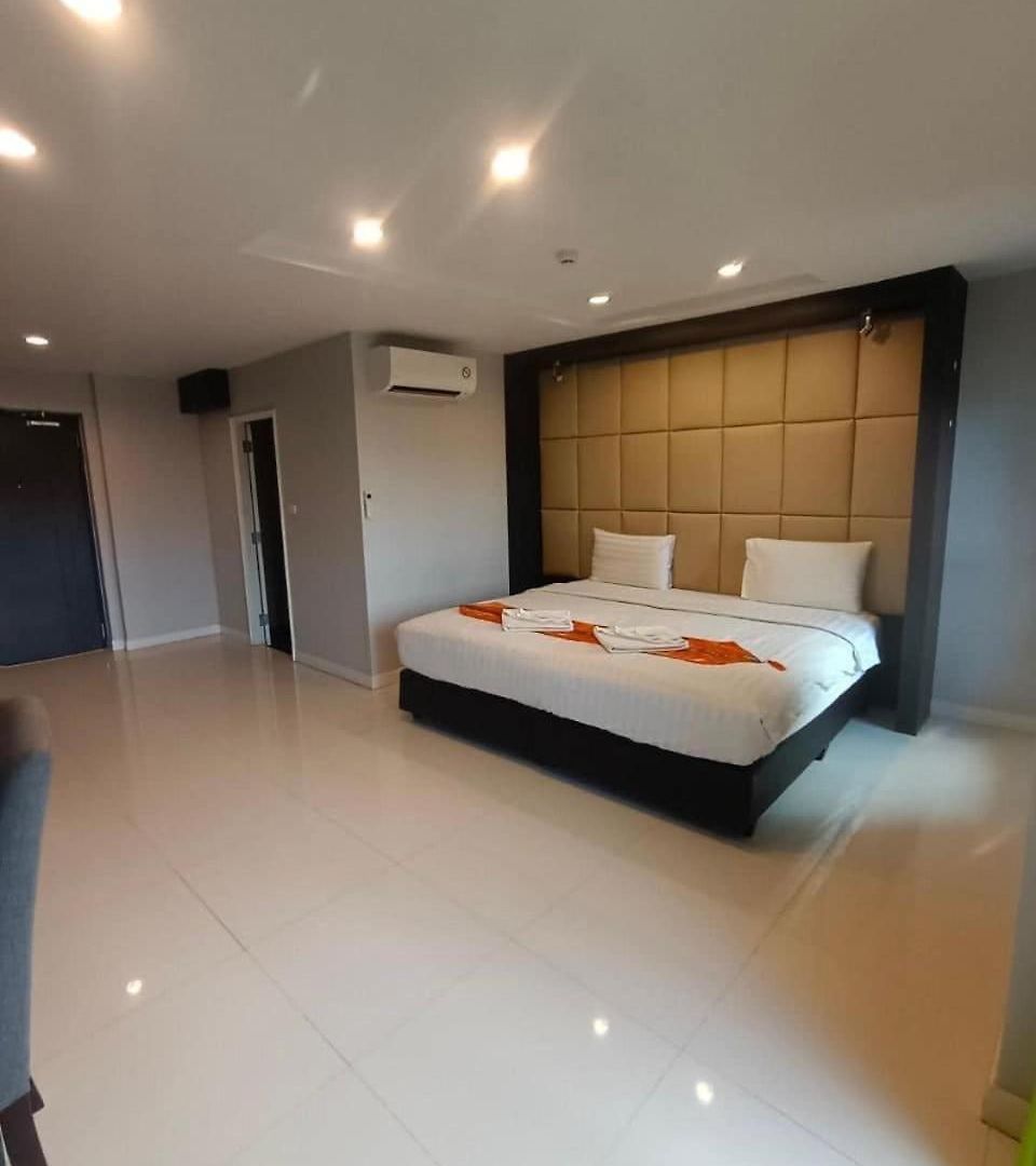 อพาร์ทเม้น Nna 30 Sqm 700 M Pattaya